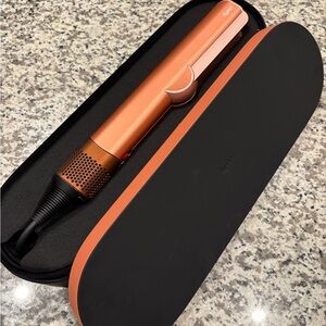 Dyson Amber Silk Airstrait hair tool open box